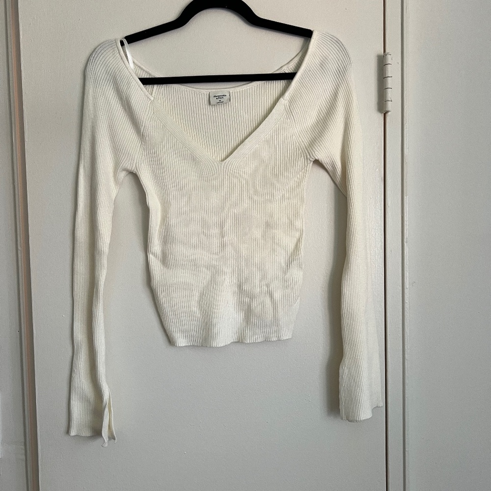 Abercrombie Long Bell Sleeve Sweater in White